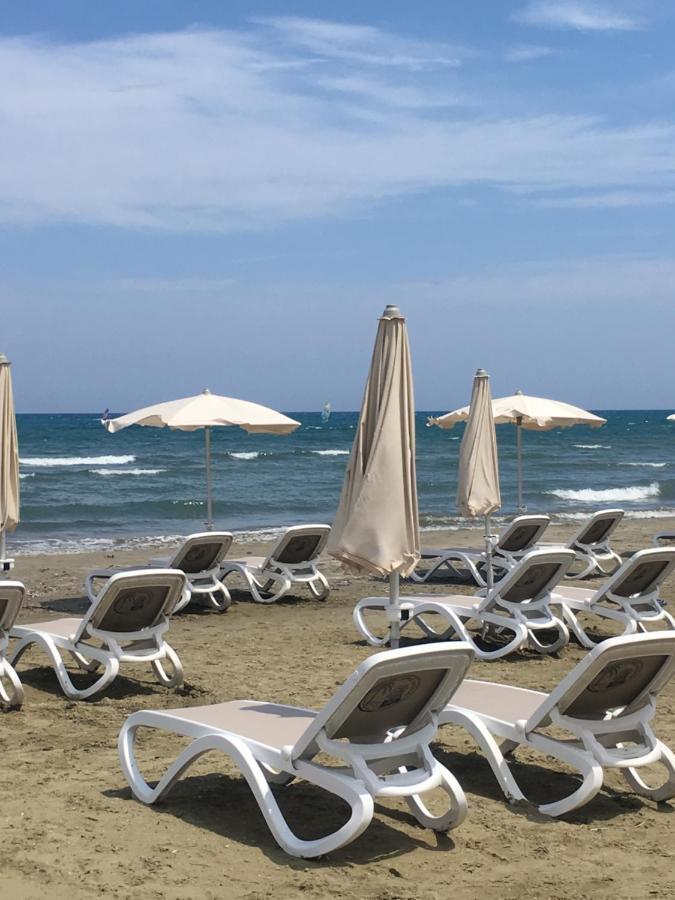 Larnaca Beach Apartment 1A 외부 사진